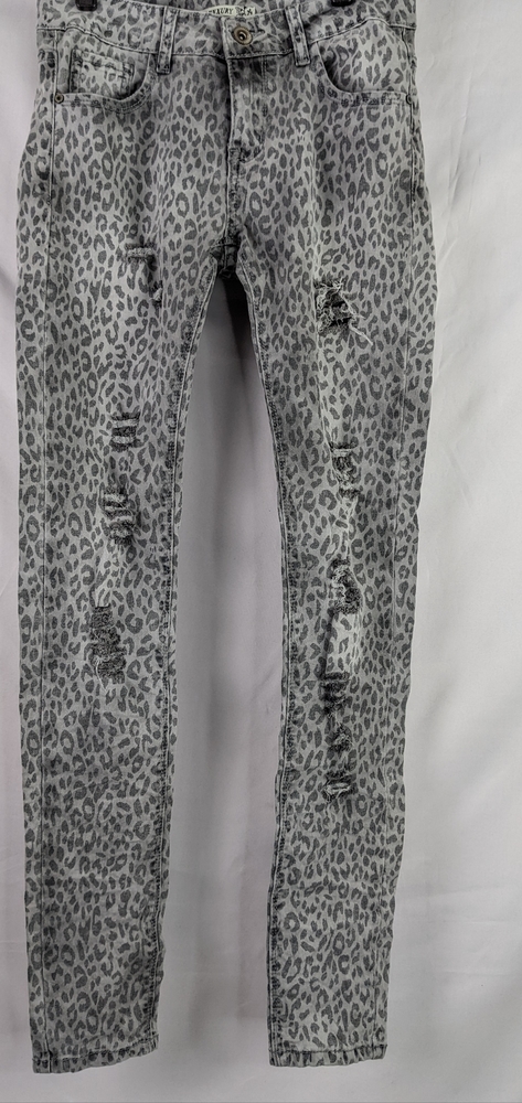 LEXXURY SKINNY RIPPED JEANS, SIZE S/36.